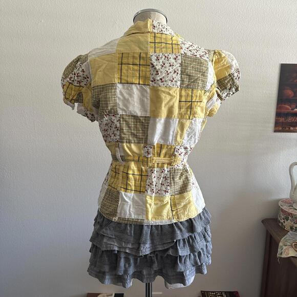 Yellow patchwork cap sleeve button blouse - Picture 5 of 8